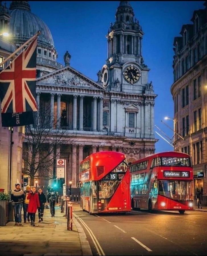 Brenda'S Apart Hotel London -Elephant & Castle ภายนอก รูปภาพ