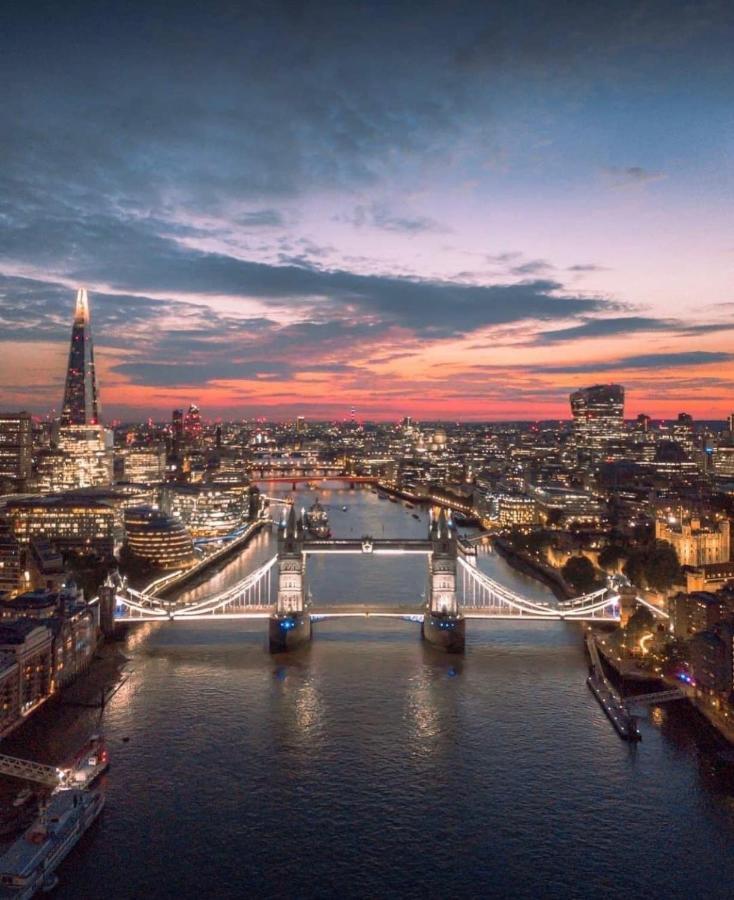 Brenda'S Apart Hotel London -Elephant & Castle ภายนอก รูปภาพ