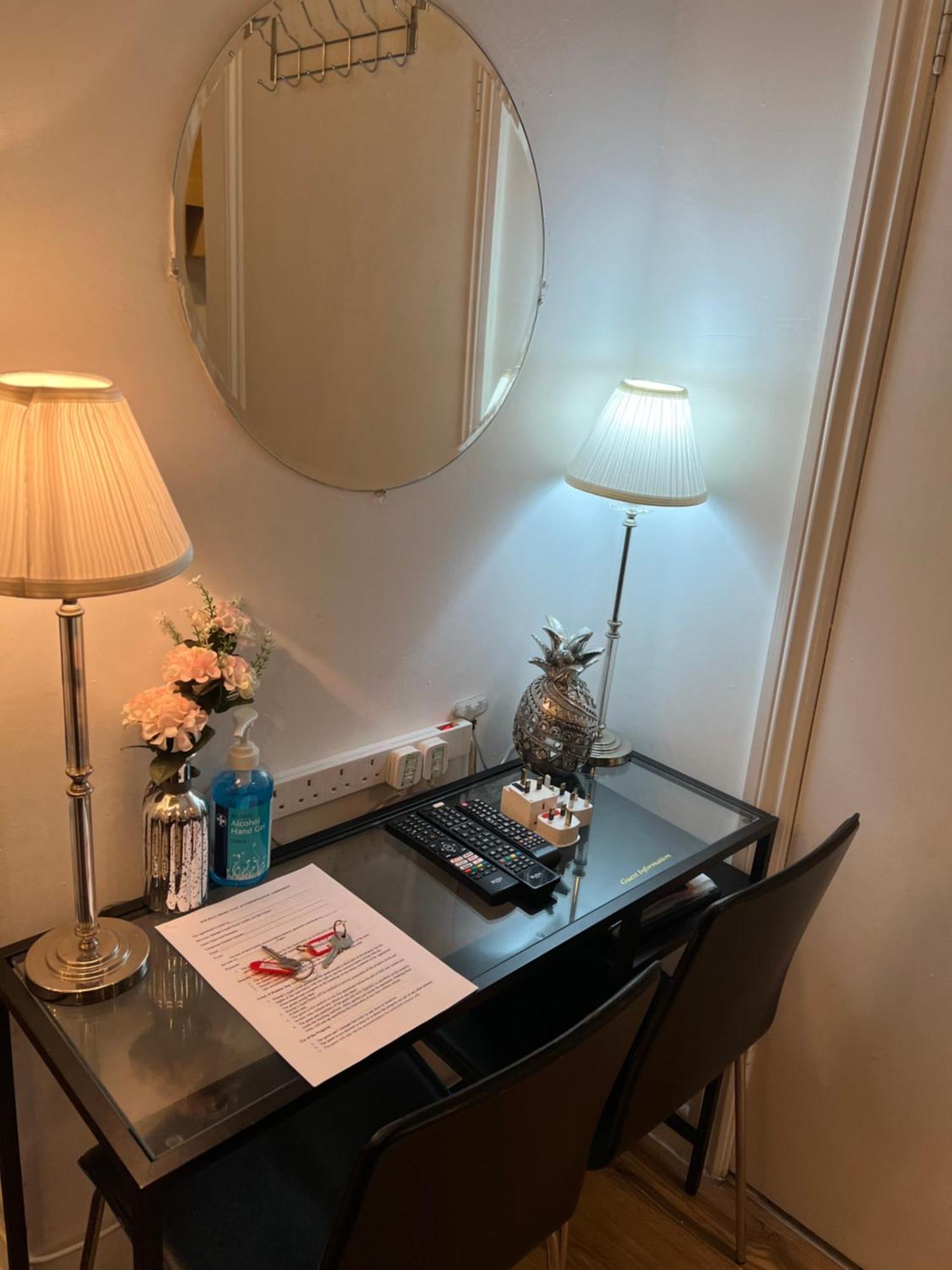 Brenda'S Apart Hotel London -Elephant & Castle ภายนอก รูปภาพ